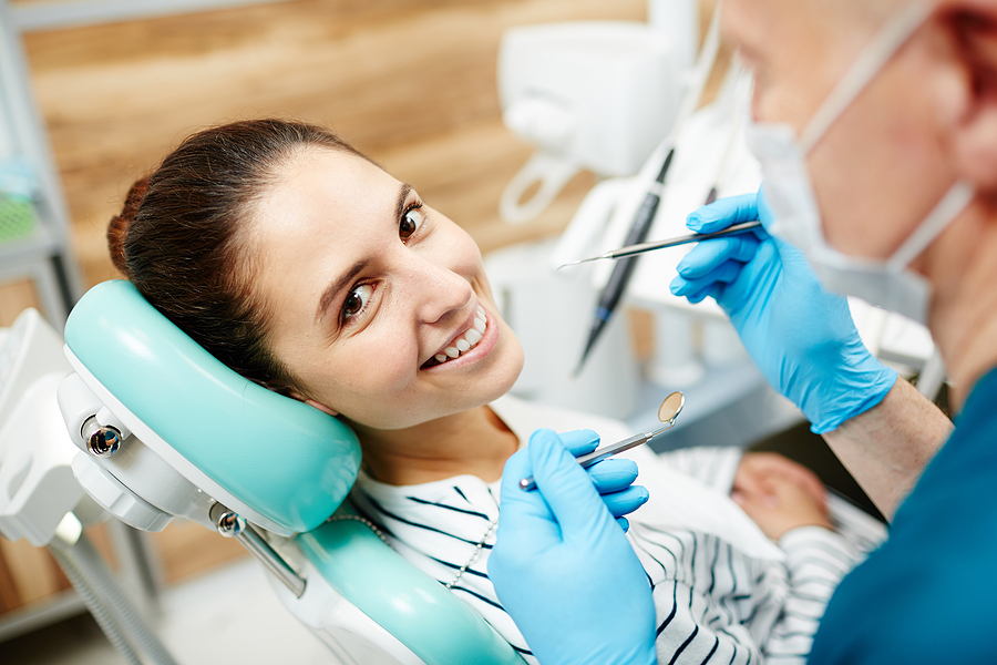 A Complete Guide to Teeth Whitening from a Dentist in Twinsburg